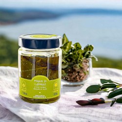 Pantelleria caper leaves in extra virgin olive oil - context